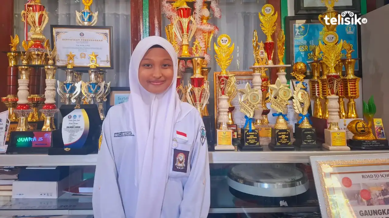 Siswa SMAN 2 Kendari Raih Juara 3 Lomba Esai Nasional Bertema Ciber dan Judi Online