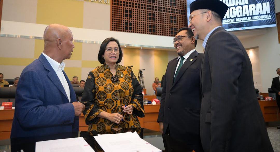 Sri Mulyani Incar Pajak Pedagang Eceran Makanan dan Minuman di 2025, Diklaim jadi Sektor Paling Merugikan Negara