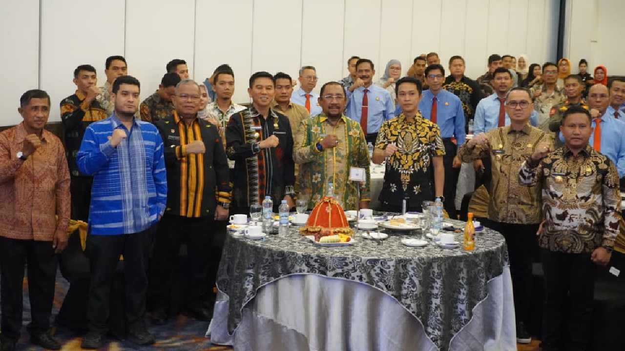 Bupati Buton Selatan Hadiri dan Apresiasi Penandatangan MoU BPJS Ketenagakerjaan dengan Kejati Sultra