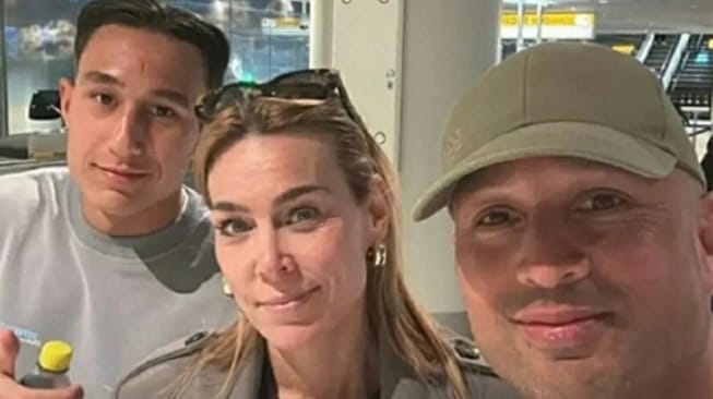 Miliano Jonathans Seluarga Menuju Indonesia untuk Pengambilan Sumpah WNI