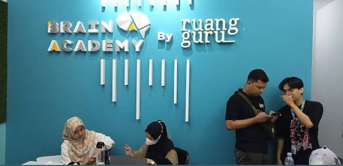 Ruangguru Kendari Bimbing Siswa Tembus ke Perguruan Tinggi Negeri Favorit