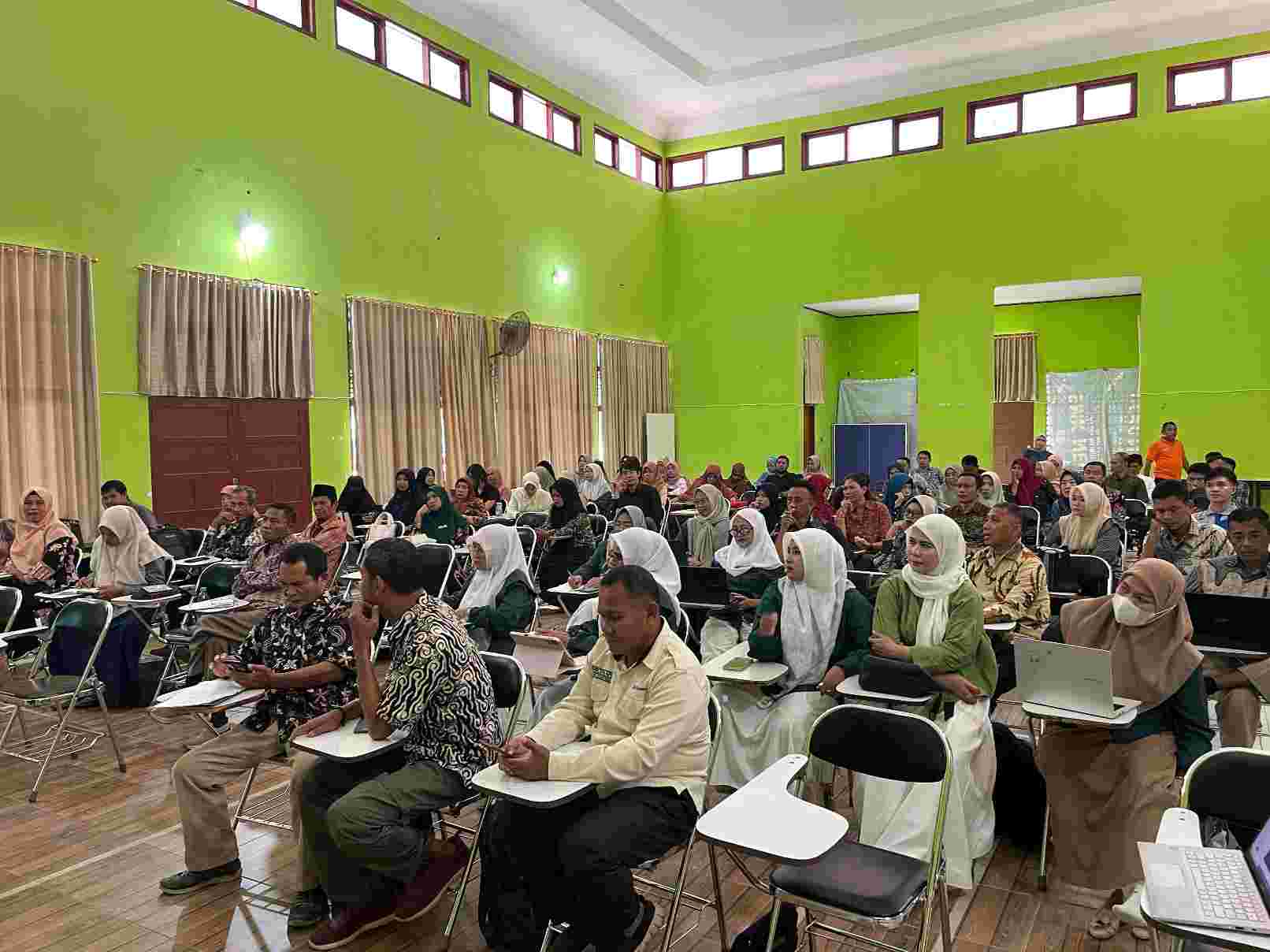 Guru SMK Negeri 1 Kendari Didorong Terapkan Deep Learning dalam Kurikulum Merdeka