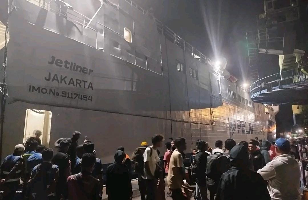 Jadwal KM Jetliner Periode Oktober 2025 Rute Kendari-Raha-Wanci  