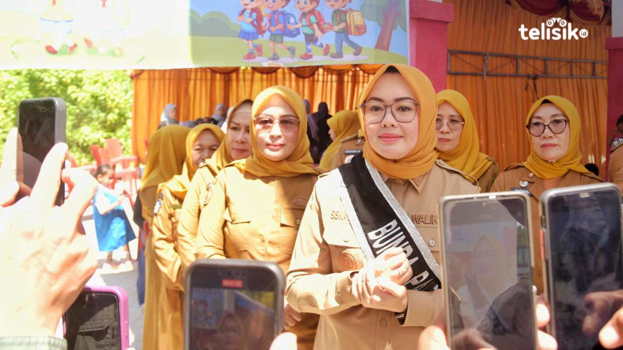 Pemkot Kendari Konsen Bentuk Intelektual Anak Usia Dini, Siska Resmikan TK Negeri 10