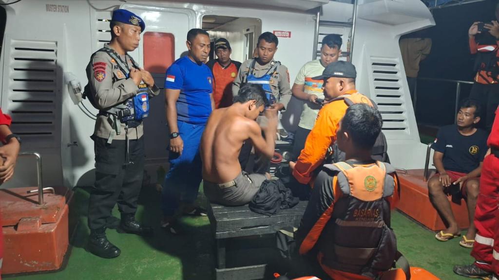 Enam Pria Tenggelam Dihantam Ombak Besar di Perairan Kolaka, Dua masih Hilang