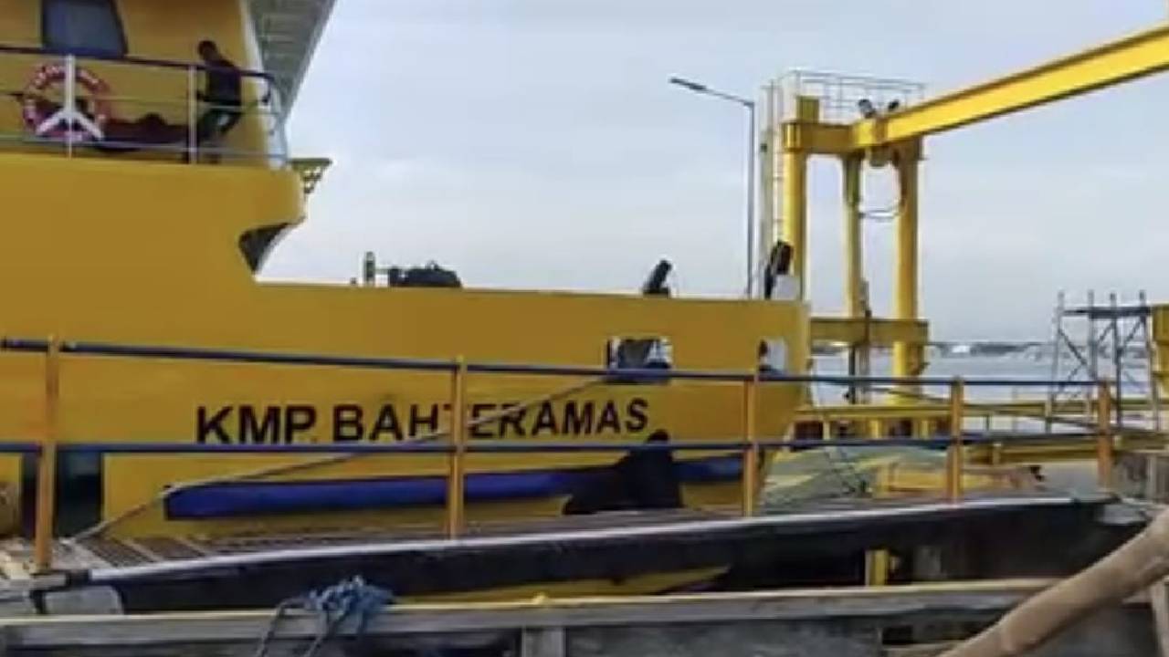 Jadwal KMP Bahteramas Rute Kendari-Langara pada 10-20 November 2025