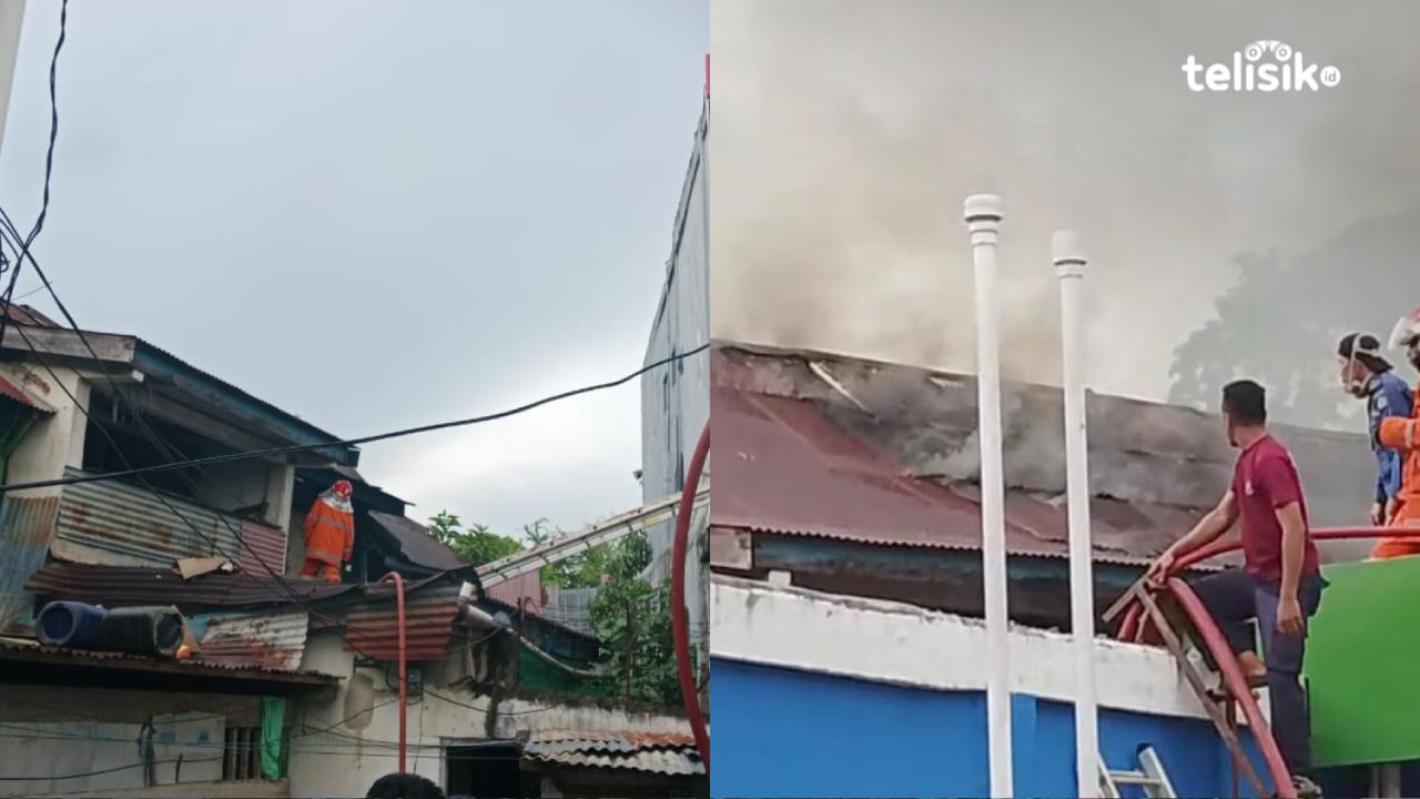 Dikira Bakar Sampah, Gedung Bekas Toko Wonua di Kendari Terbakar