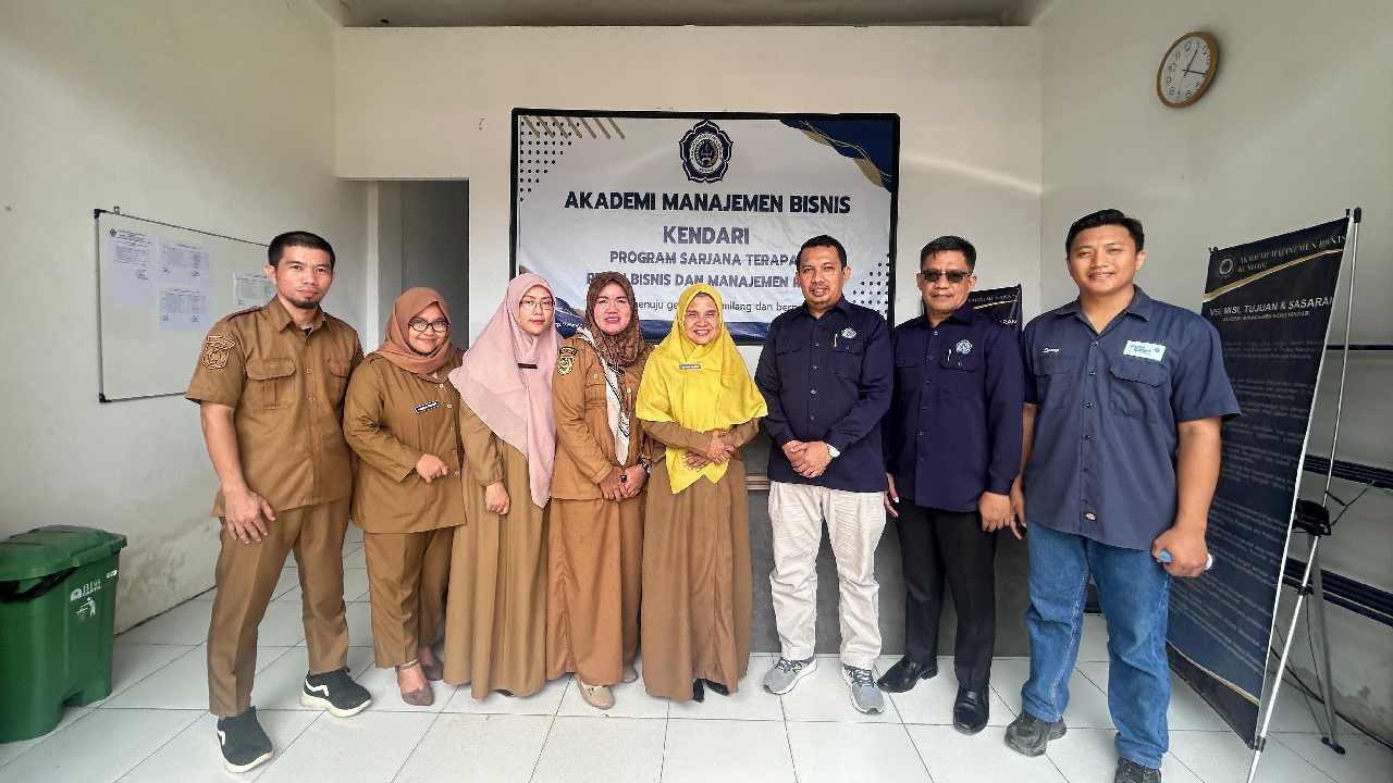 AMB Kendari dan Pemkab Konawe Teken MoU Pengabdian dan Beasiswa Penuh hingga Lulus