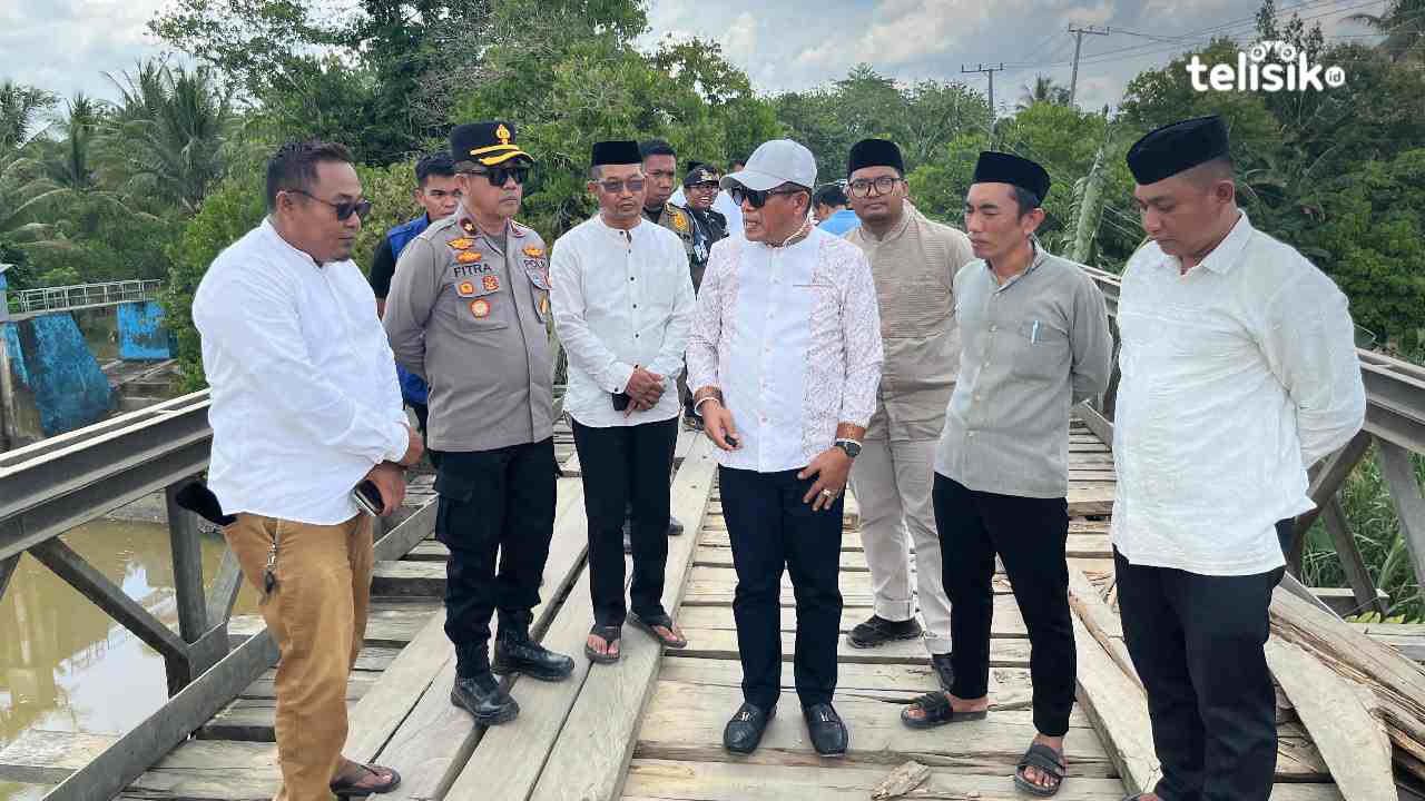 Harlah ke-100 NU di Lalembuu Konawe Selatan, Wagub Sultra Dapat Keluhan Jalan dan Jembatan Rusak 40 Tahun