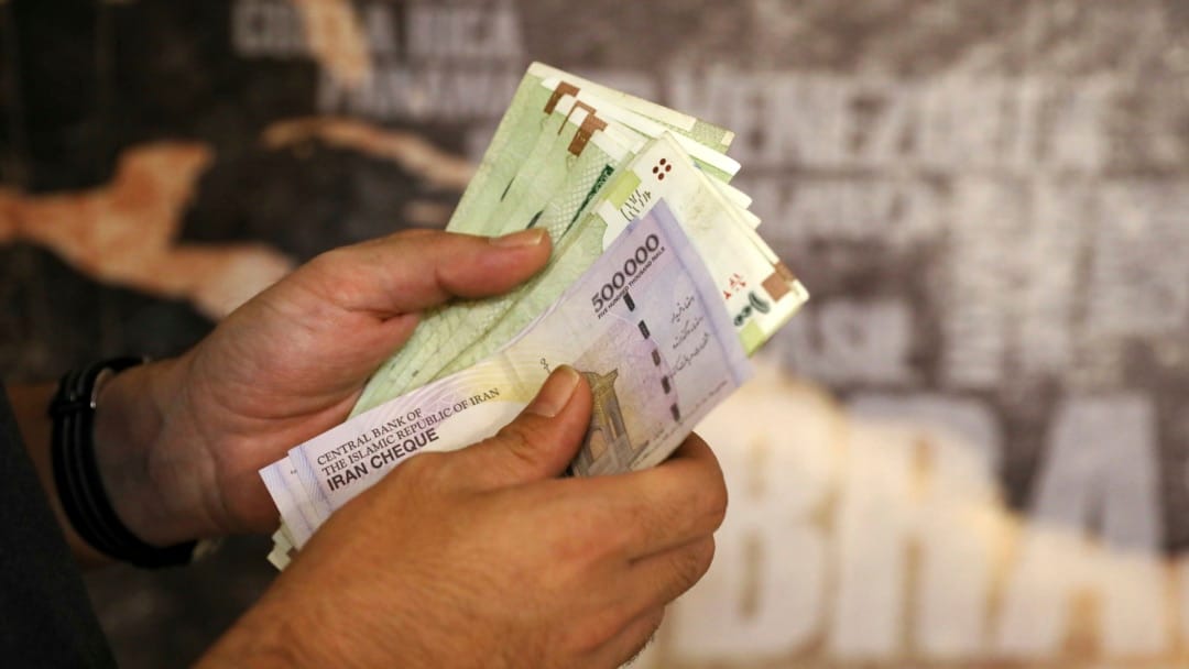 Nilai Tukar Rial Iran Jatuh Parah, Rp 20 Ribu Setara Jutaan