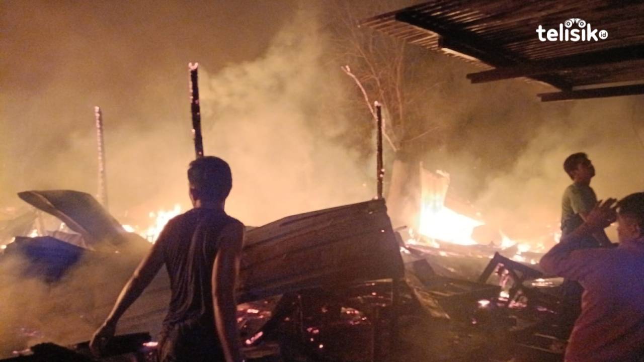 Pasar Wakuru Muna Terbakar Lagi, 40 Kios dan 30 Lapak Hangus Kerugian Rp 1 Miliar
