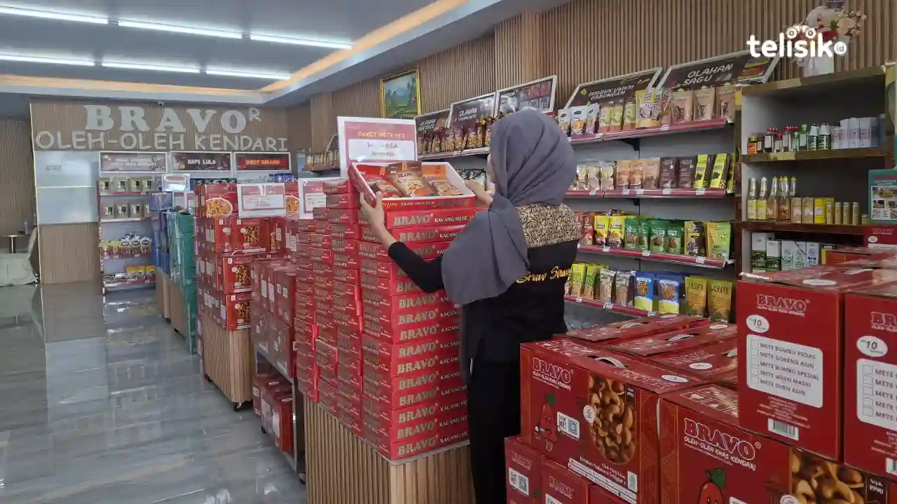 Bravo Oleh-Oleh Sultra Tampung Lebih 200 Produk UMKM, Kacang Mete Tetap Andalan
