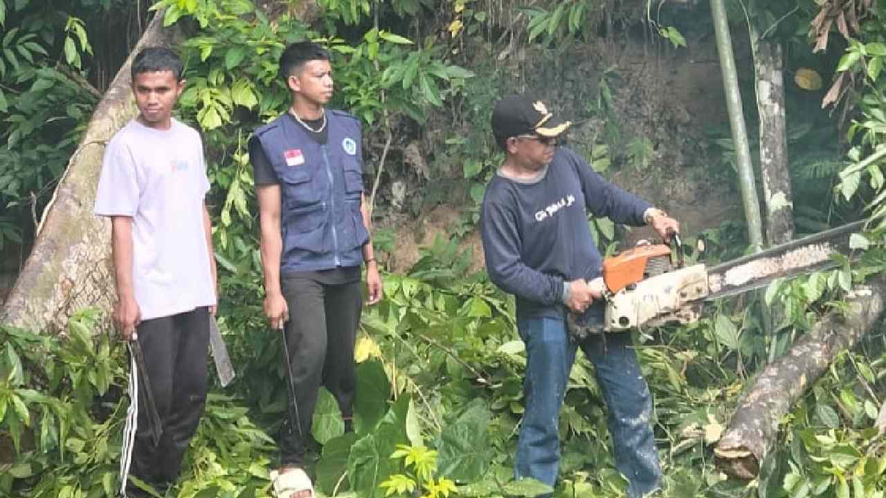 Bupati Adios Wajibkan Seluruh Perangkat Daerah Buton Selatan Kerja Bakti Massal Wujudkan Program Prabowo