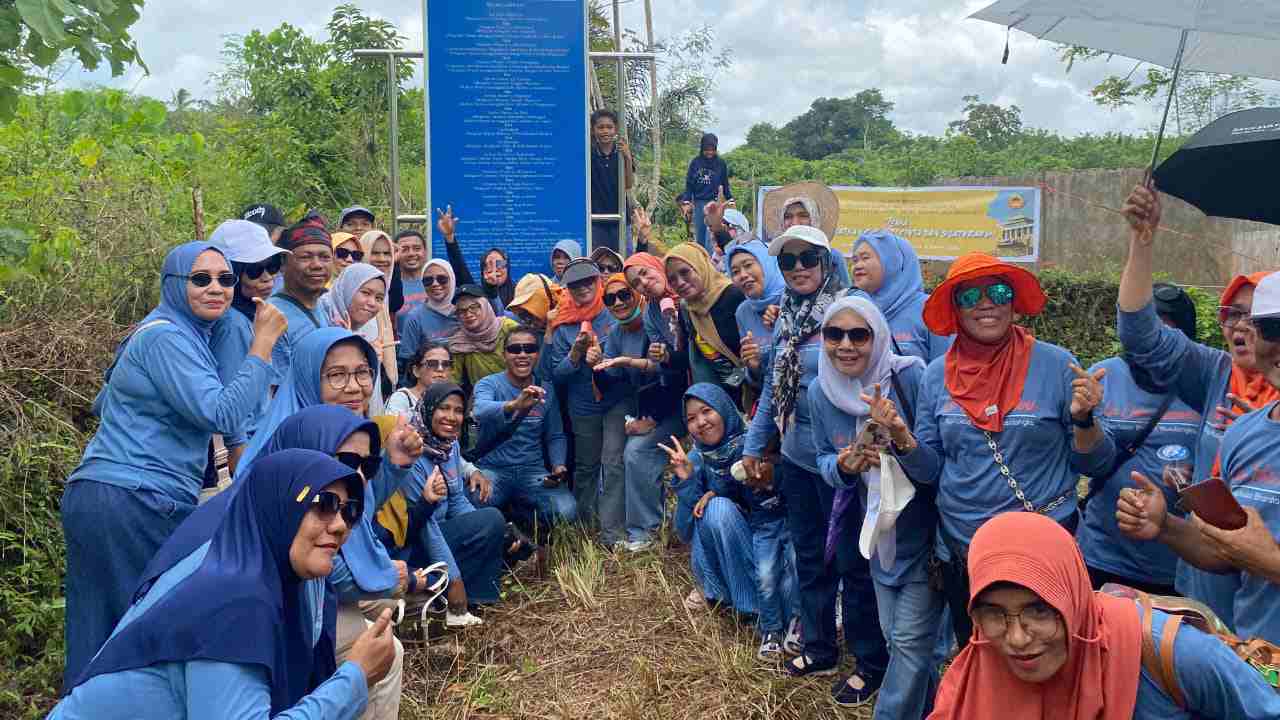 Jelang Ramadan di Muna, Komunitas Keraton Ziarah ke Makam Aro Totomau