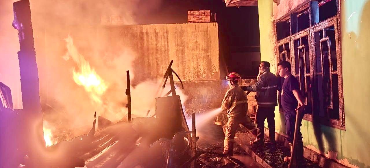 Kios Sembako di Baubau Ludes Terbakar dan Satu Orang Korban