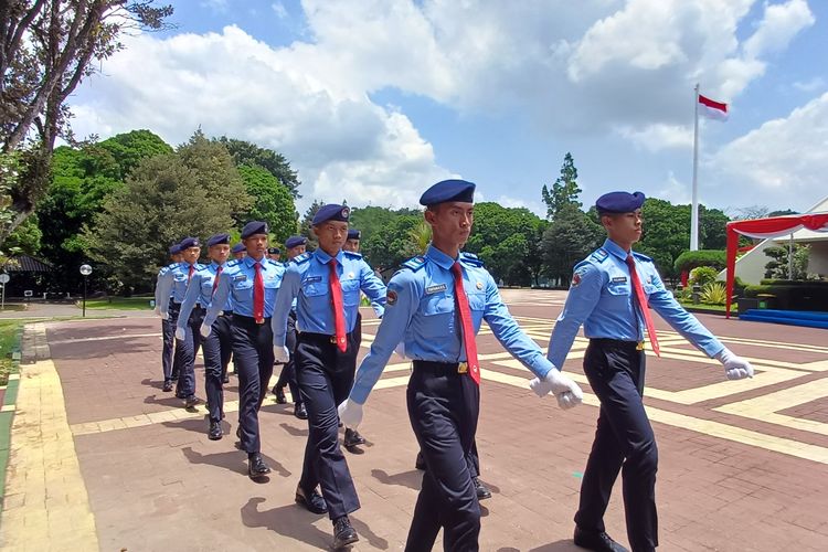 27 Sekolah Kedinasan Lulusan SMK Bisa Daftar Tanpa Syarat Tinggi Badan, Berikut Mekanismenya
