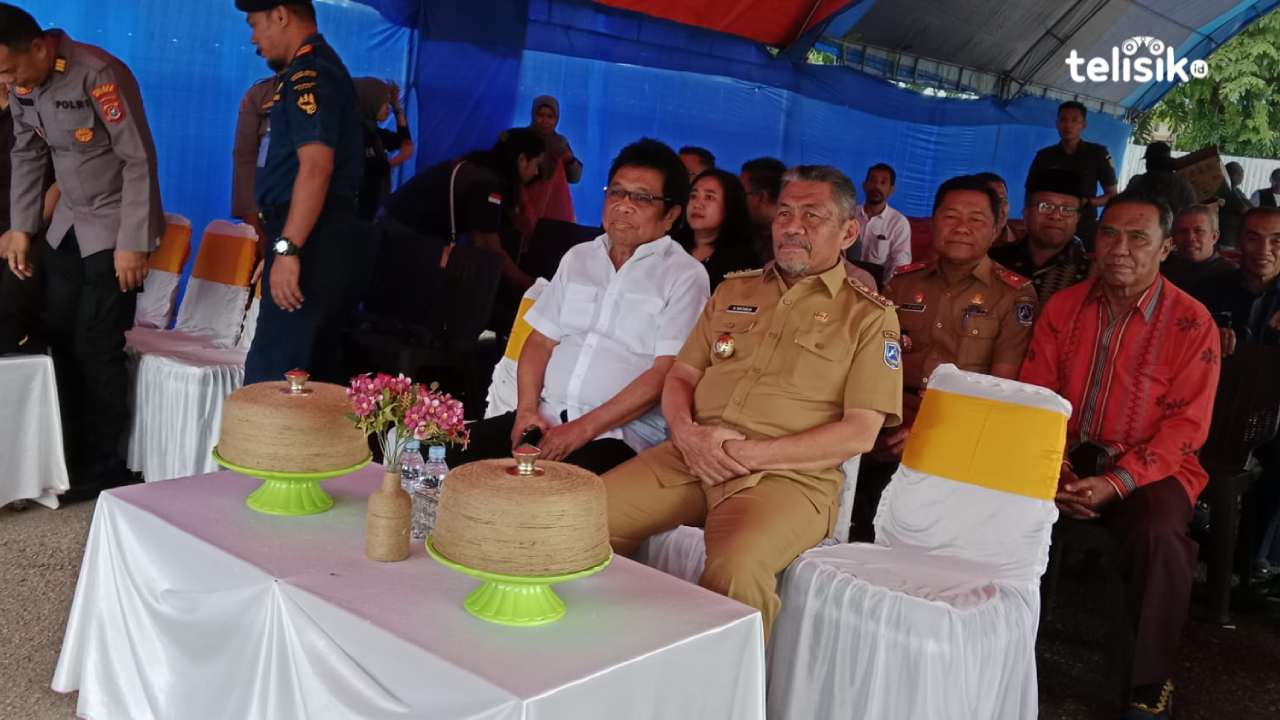 1.425 Rumah di Muna Dibiayai APBN dan APBD, Bupati Apresiasi Ridwan Bae dan Gubernur ASR