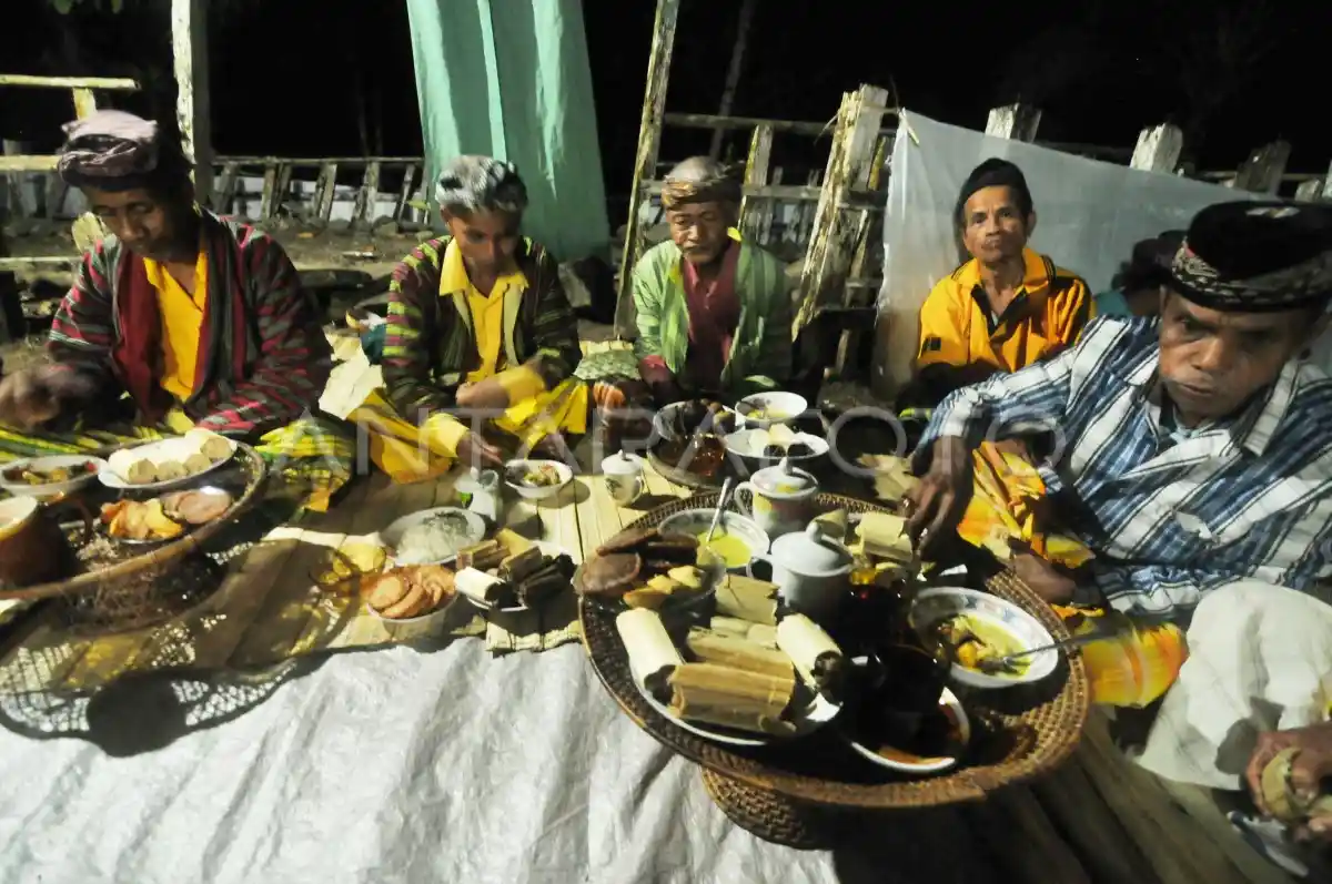Budaya Unik Jelang Idul Fitri di Sulawesi Tenggara