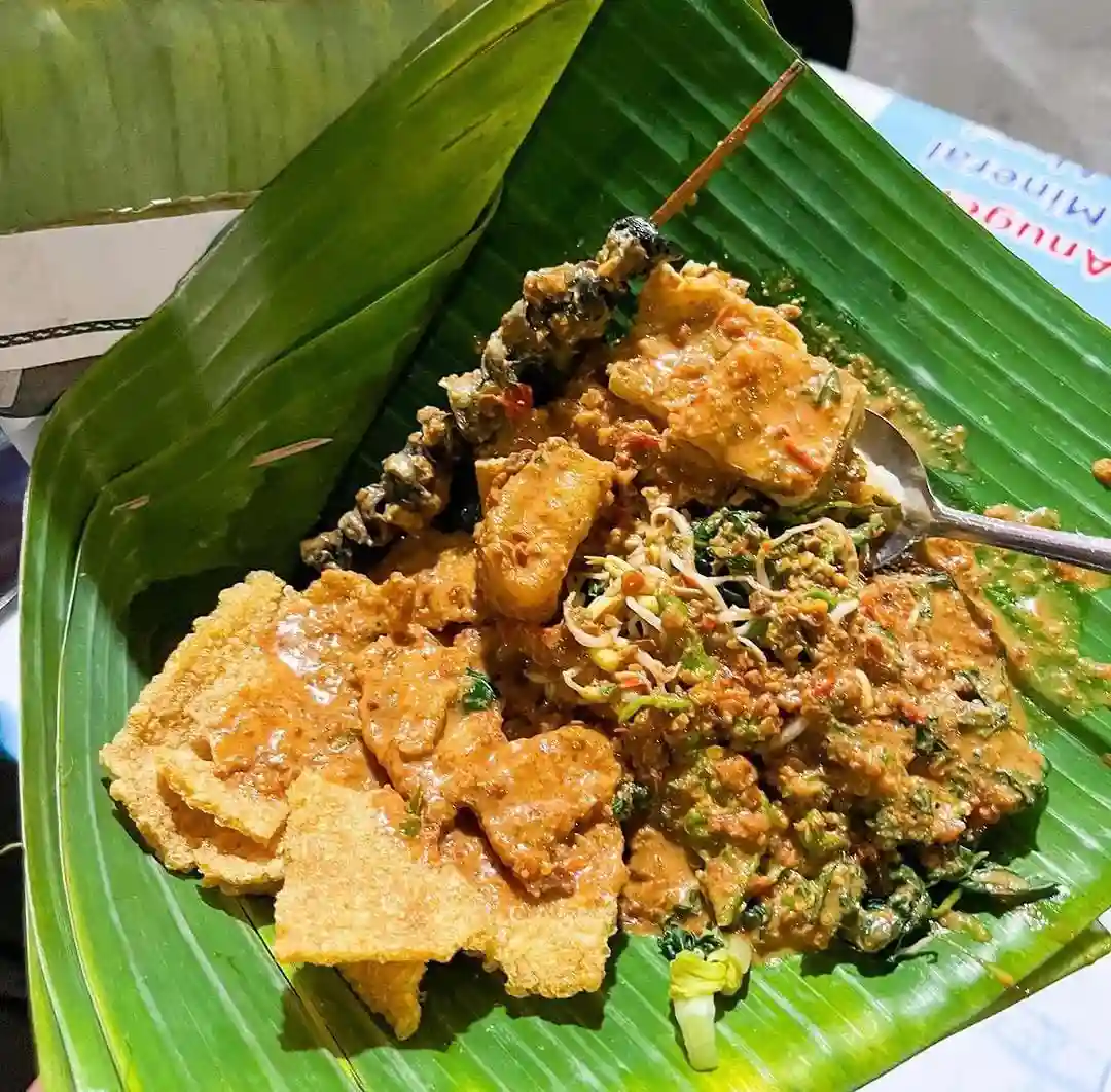 Bumbu Pecel Madiun Andalkan Aroma Daun Jeruk dan Kencur, Bisa jadi Stok Praktis di Rumah
