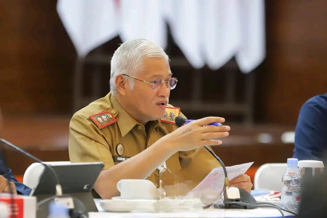 Enggan Komen Soal Asrun Lio Mundur dari Jabatan Sekda Sultra, Gubernur: Tanya Bersangkutan Saja