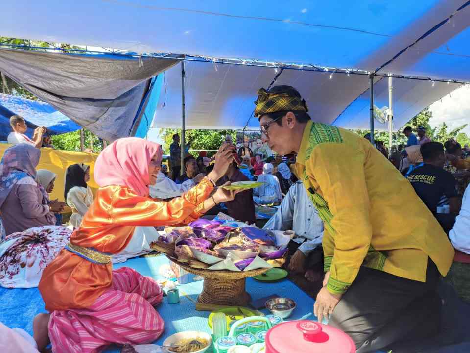 Tradisi Kasambu-sambu Perkuat Identitas Budaya Masyarakat Buton