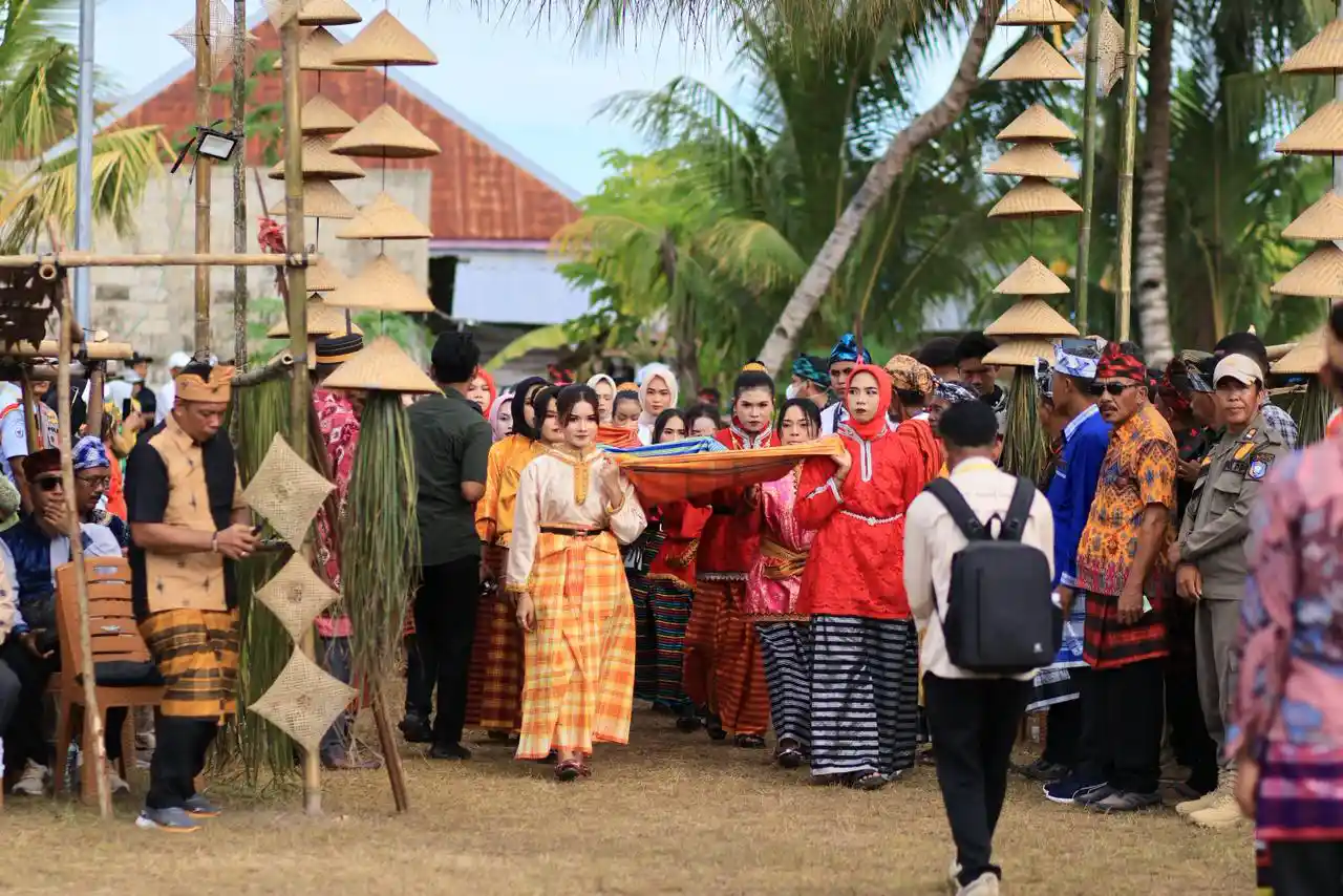 Festival Kabuenga Wasinta Kapota: Tradisi Perjodohan Leluhur yang Terus Hidup dan Menguatkan Identitas Budaya di Wakatobi