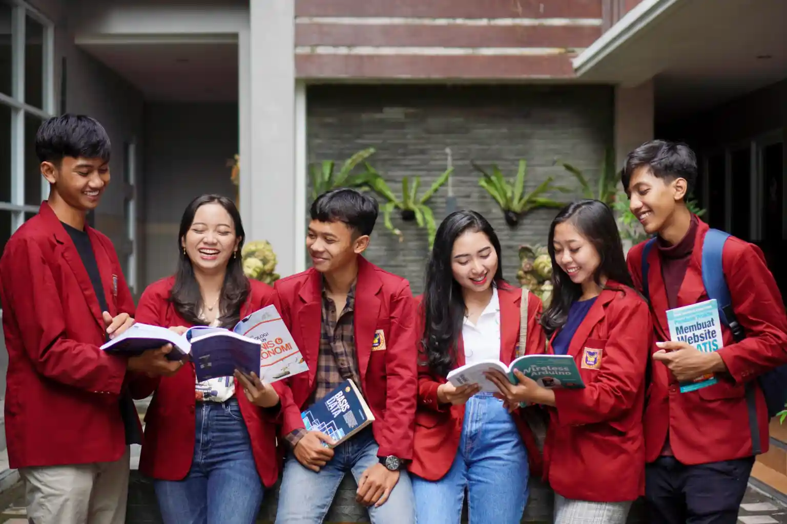 Kemdiktisaintek Tutup Program Studi Tidak Searah dengan Kebutuhan RI, Begini Penjelasannya