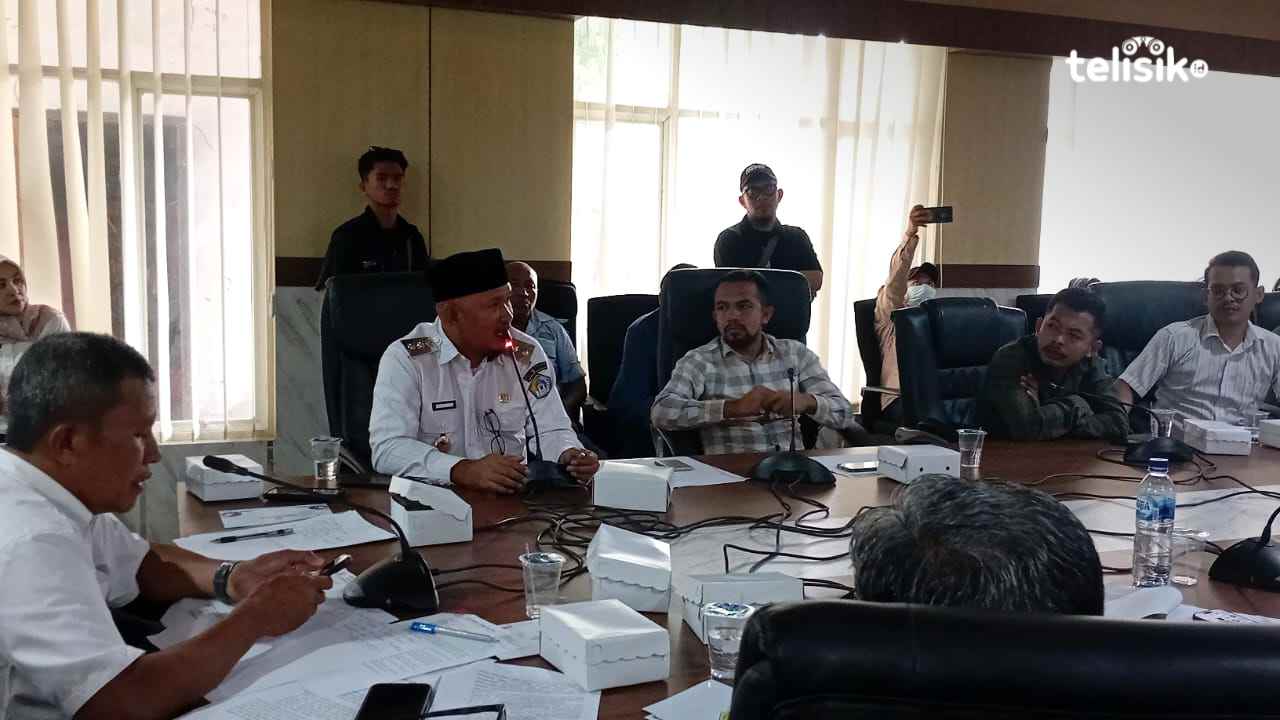 Ratusan Pedagang di Kawasan MTQ Dipindah ke Depan Kantor Wali Kota Kendari Gegara HUT ke-62 Sultra