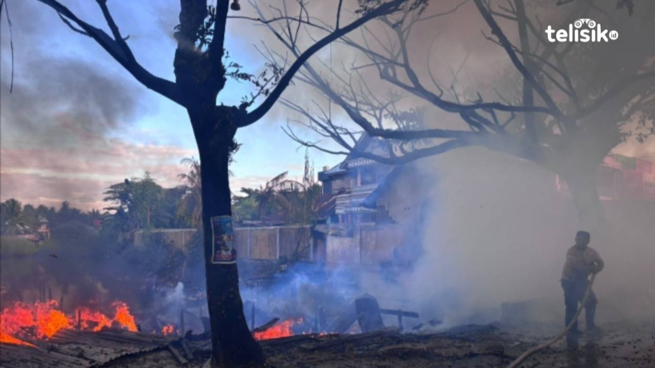 Sembilan Kios Pakaian RB di Muna Ludes Terbakar