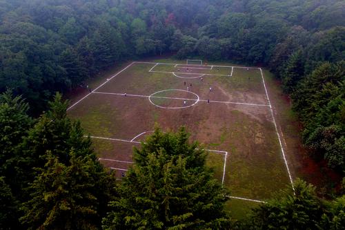 Unik: Kawah Gunung Berapi di Meksiko Disulap jadi Lapangan Sepak Bola