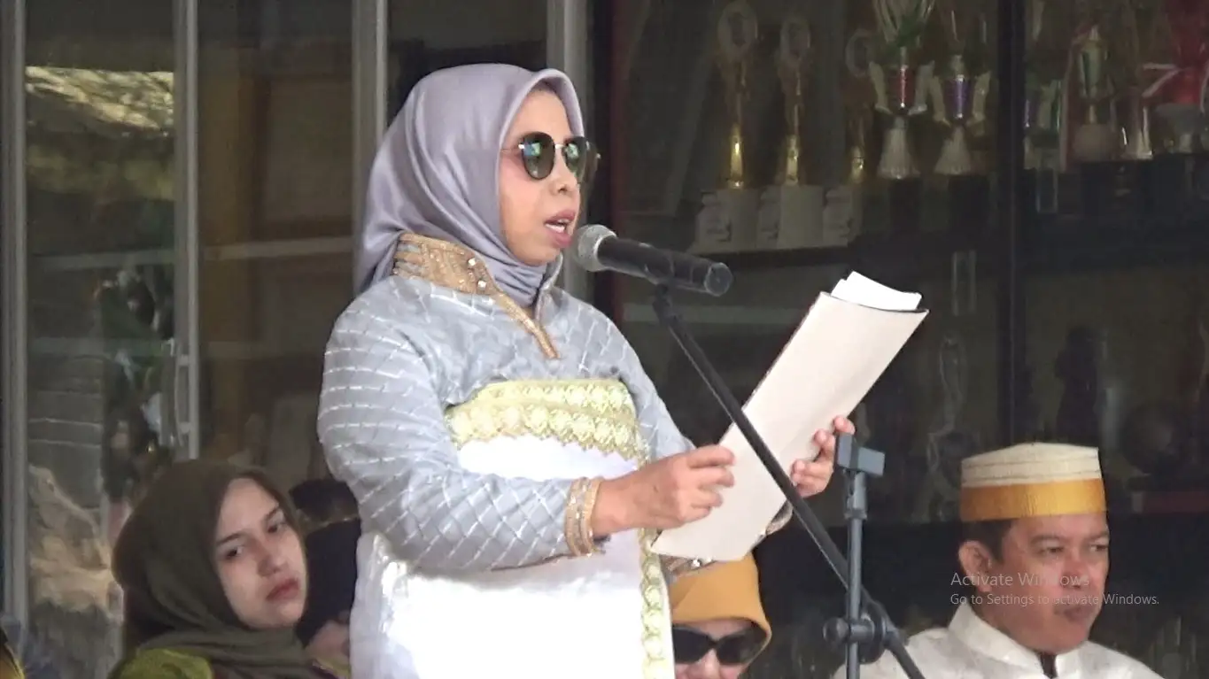 Hardiknas 2026, SMAN 2 Kendari Tanamkan Pendidikan Berkarakter Lewat Simbol Budaya