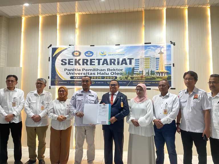 Prof Ruslin Kembali Maju di Pilrek UHO 2026-2030, Bawa Semangat Pengabdian 32 Tahun