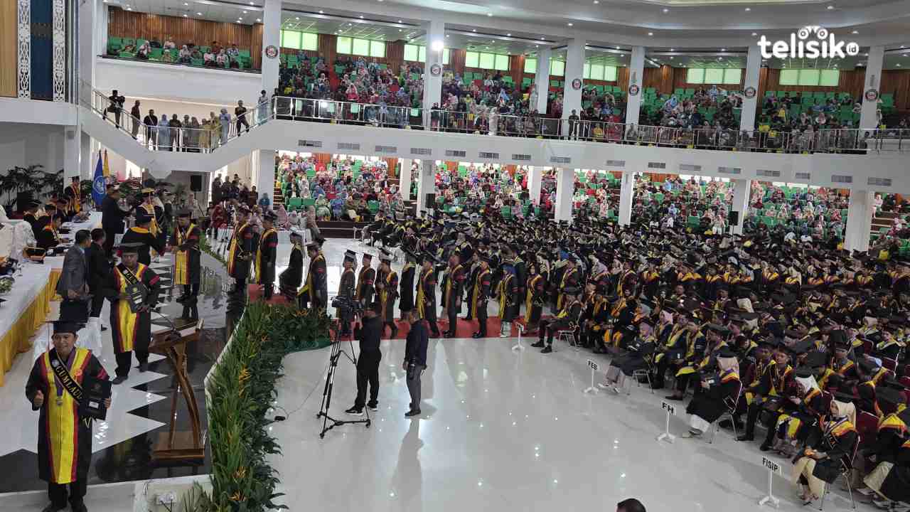 UHO Kukuhkan 749 Lulusan 2026 Berkualitas, Generasi Adaptif dan Berdaya Saing Disiapkan
