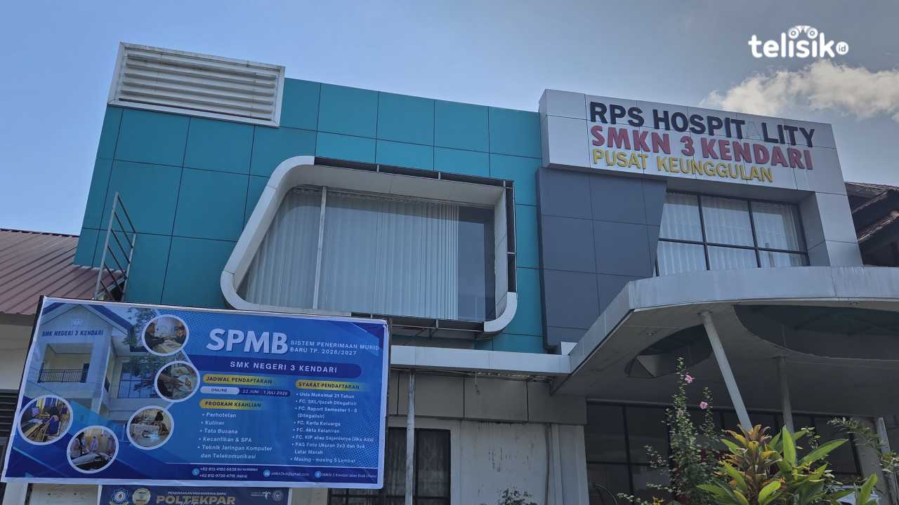 Bebas Zonasi, SMKN 3 Kendari Buka 11 Rombel dan Siapkan Seragam Gratis untuk Siswa Kurang Mampu