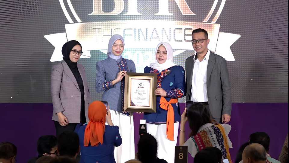 BPR Bahteramas Kendari Raih Penghargaan Bergengsi Bintang 5 Top 100 BPR Award 2026