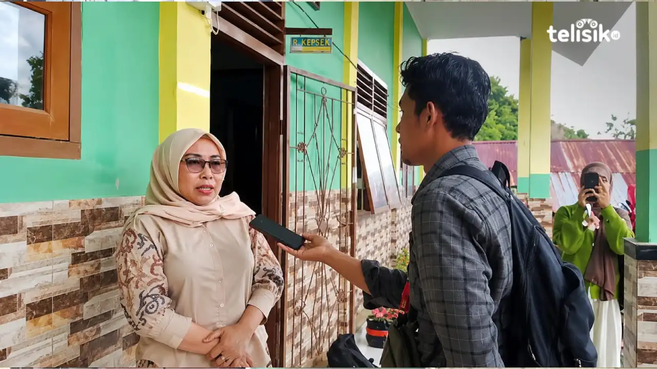Sempat Terancam Gagal Daftar SMP, Siswa SDN 57 Kendari Kini Terima SKL dari Kepala Sekolah Baru