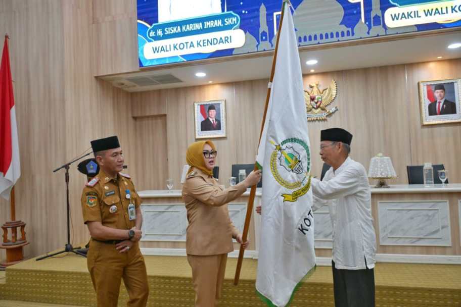 Wali Kota Kendari Lepas Kafilah MTQ XXXI Sultra dan Salurkan Hibah Rumah Ibadah