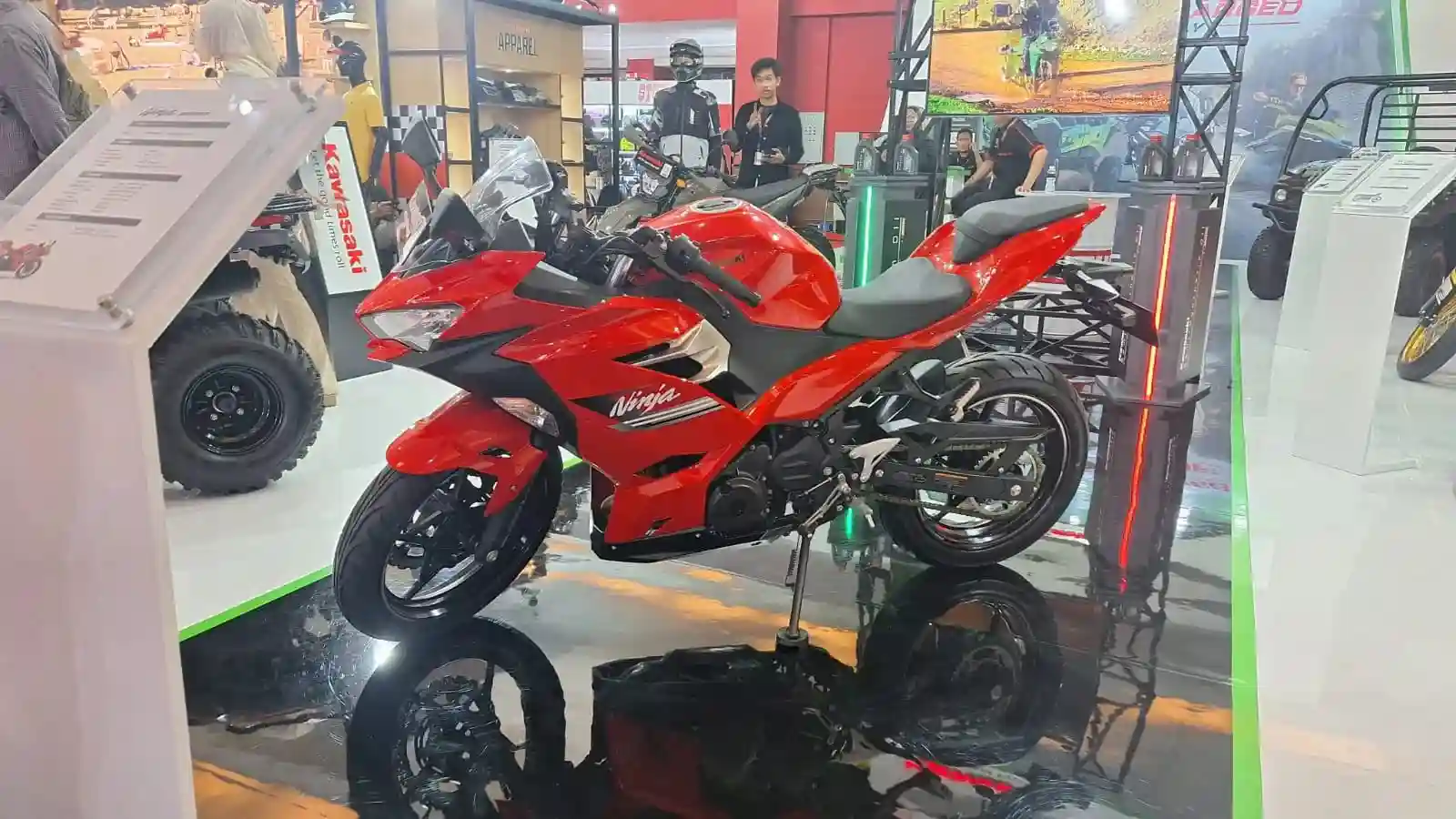New Kawasaki Ninja 250 Model 2026 Meluncur, Masih Pede dengan Warna Baru dan Mesin 2 Silinder