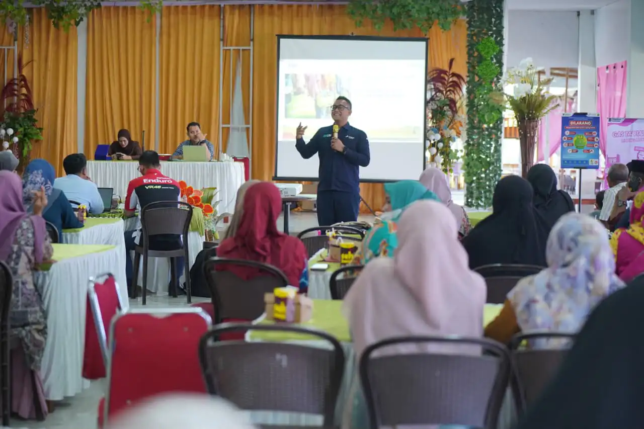 Pertamina Patra Niaga Regional Sulawesi Sosialisasi PUMK dan Edukasi Penggunaan LPG