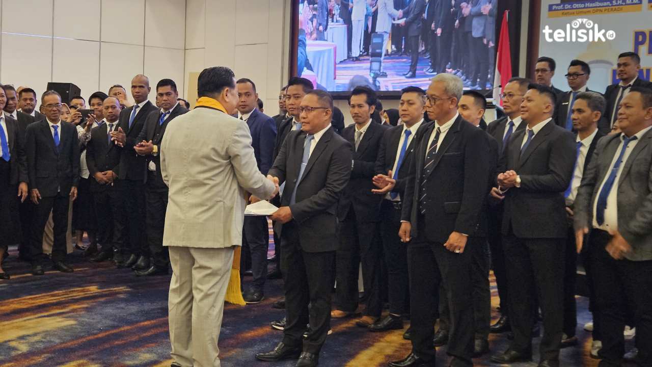Seluruh Organ DPC PERADI Kendari Resmi Dilantik, Sediakan Bantuan Hukum Gratis hingga Pengawasan Kode Etik