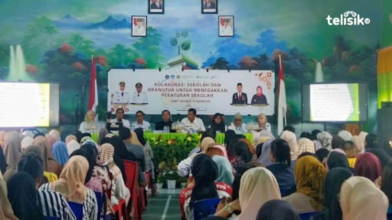 SMPN 9 Kendari Gandeng Orang Tua Perkuat Disiplin Siswa dan Terapkan Aturan Penggunaan HP
