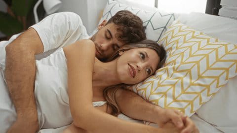 Hubungan Ranjang saat Keputihan Aman? Begini Penjelasan Medisnya