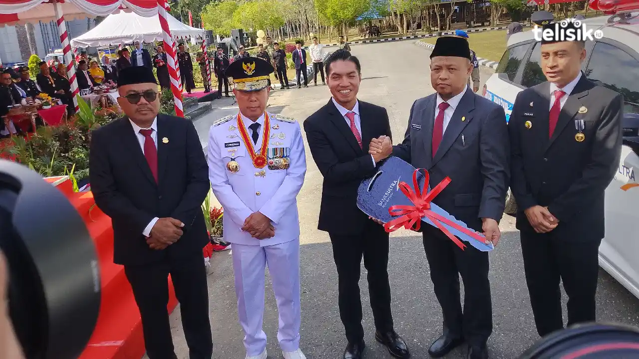 HUT ke-81 RI, Gubernur Sultra Beri Mobil Jenazah Gratis ke RS Bahteramas