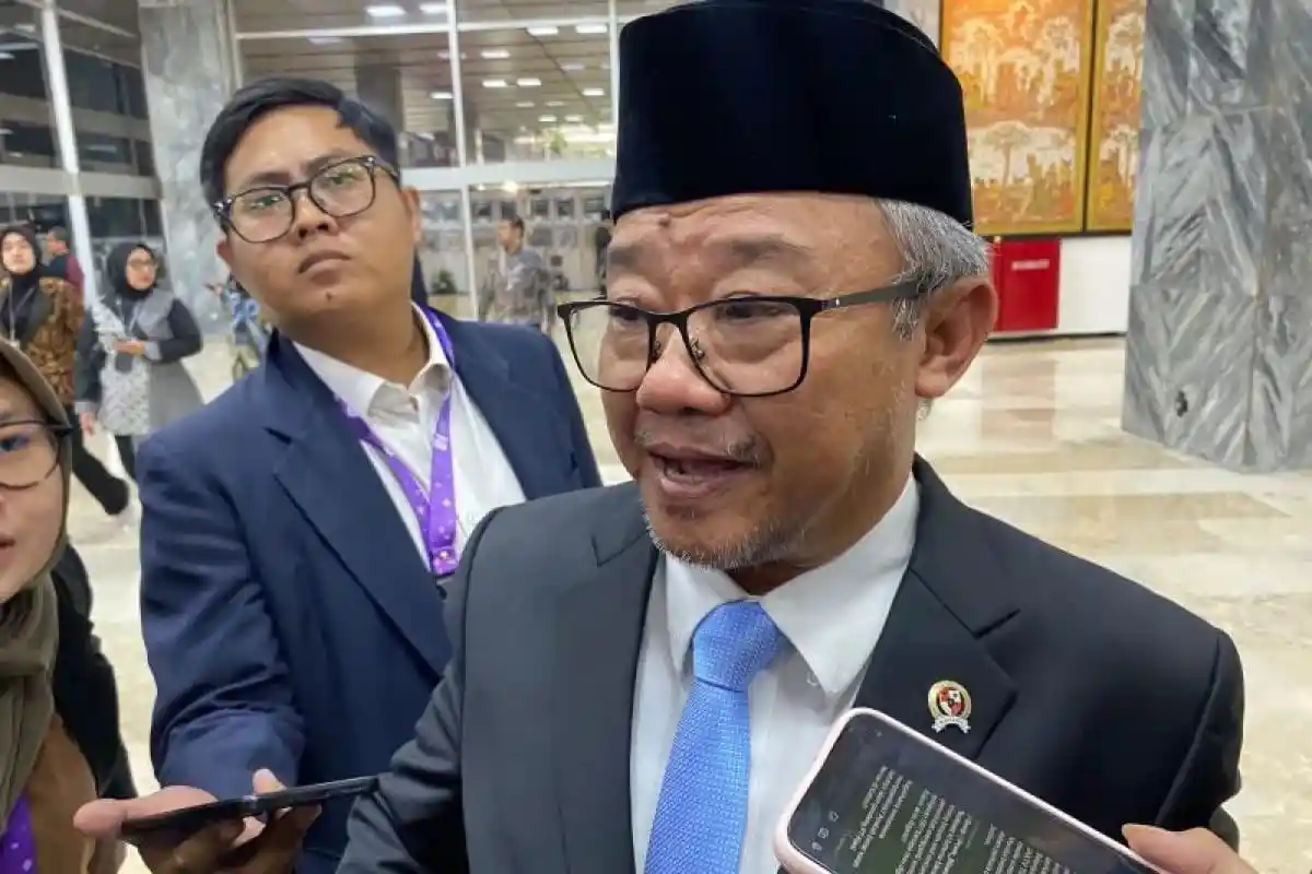 Mendikdasmen Beri Kabar Baik Guru PPPK Paruh Waktu, Diberi Akses Penuh Tes PNS
