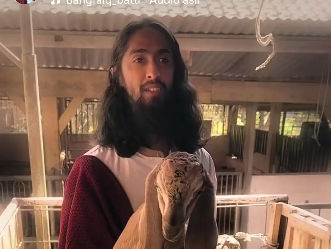 Sosok Penjual Kambing Bang Faiq, Disebut Mirip Yesus hingga Viral di Media Sosial