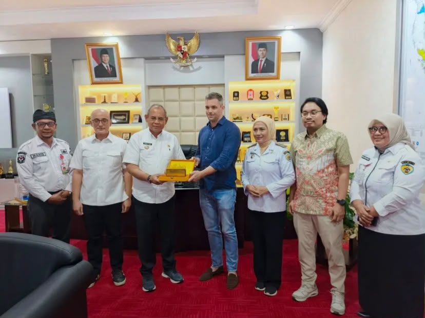Investor Belanda Jajaki Pembangunan Pabrik Jambu Mete di Baubau