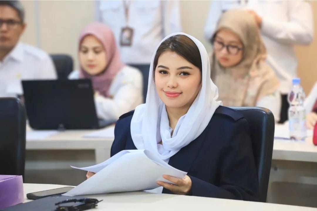 Tak Ingin Warga Sultra Terjebak Jalur Ilegal, Senator Wa Ode Rabia Dorong Migrant Center dan SMK Go Global