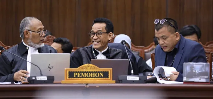 Denny Indrayana Cs Persoalkan Syarat Pendidikan di Sidang MK, KPU Balas dengan Aturan Permendikbud