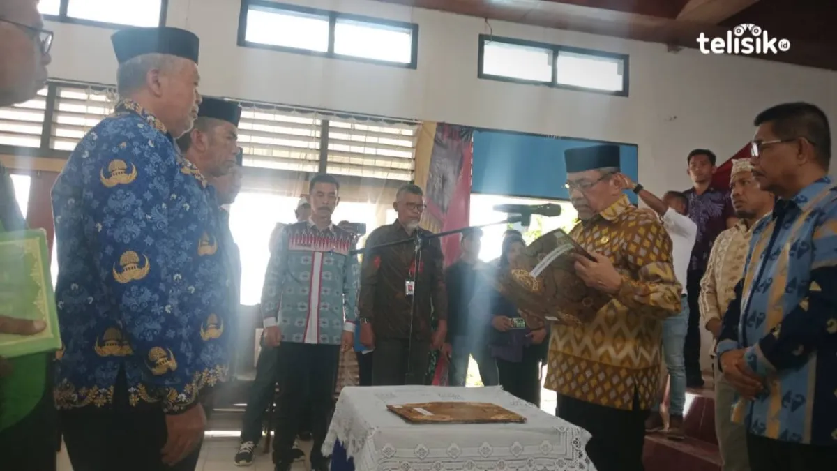 Lantik Tiga Kepala SD, Bupati Muna Tegaskan Tak Ada Kaitan Program Revitalisasi