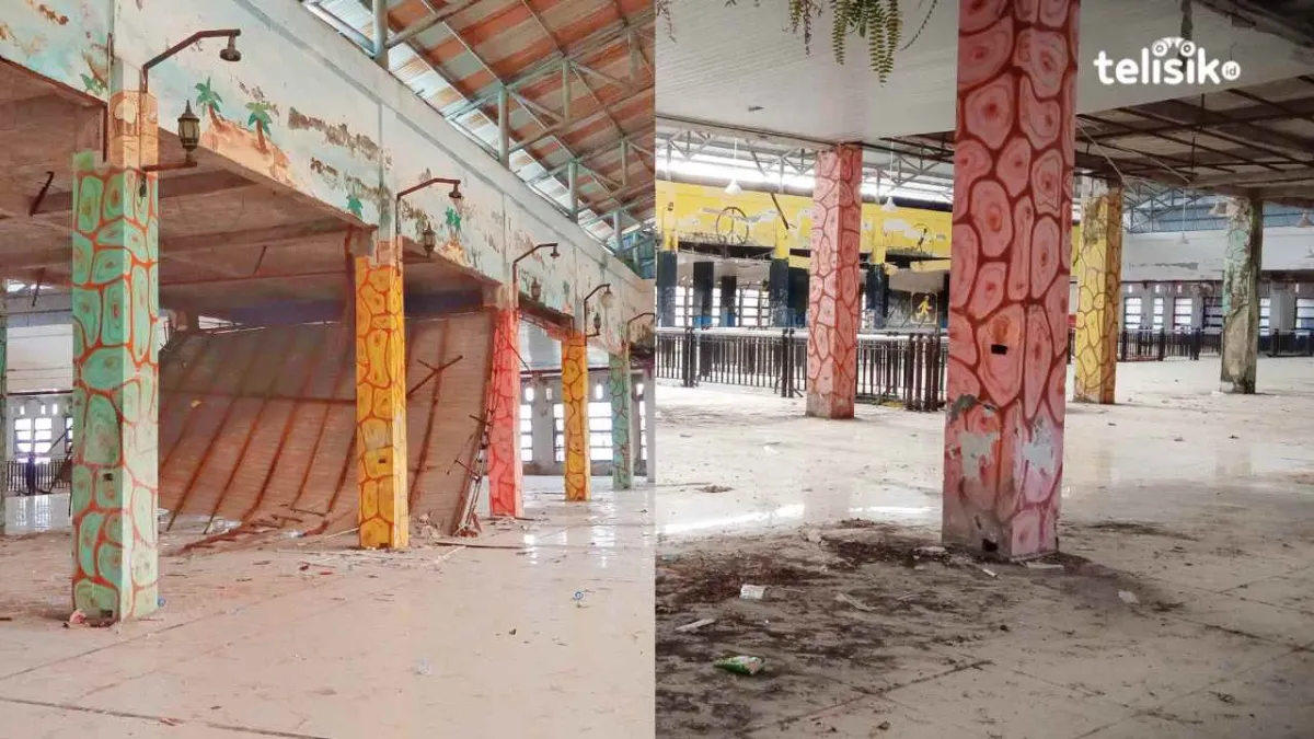 Lantai 3 Pasar Sentral Kota Lama Kendari Tak Terurus, Plafon Roboh hingga Sampah Berserakan